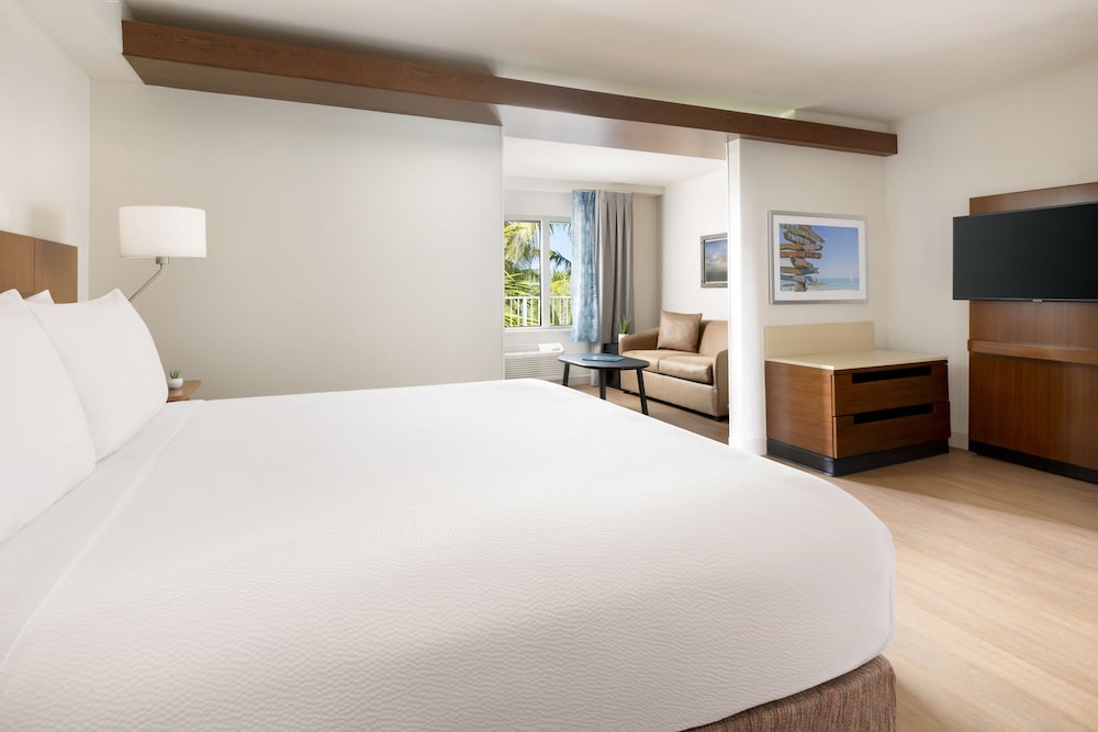 Fairfield by Marriott Inn & Suites Key West at The Keys Collection - photo 11