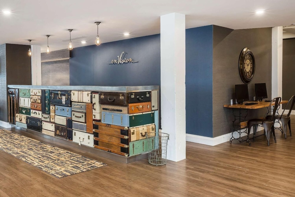 enVision Hotel Boston Everett - photo 4