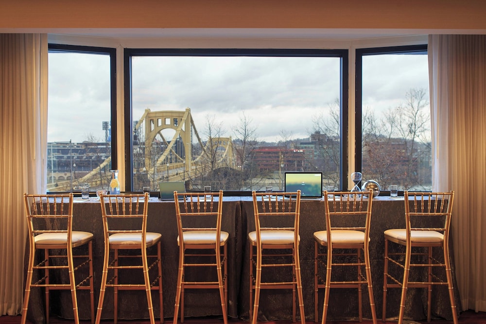 Renaissance Pittsburgh Hotel - photo 32