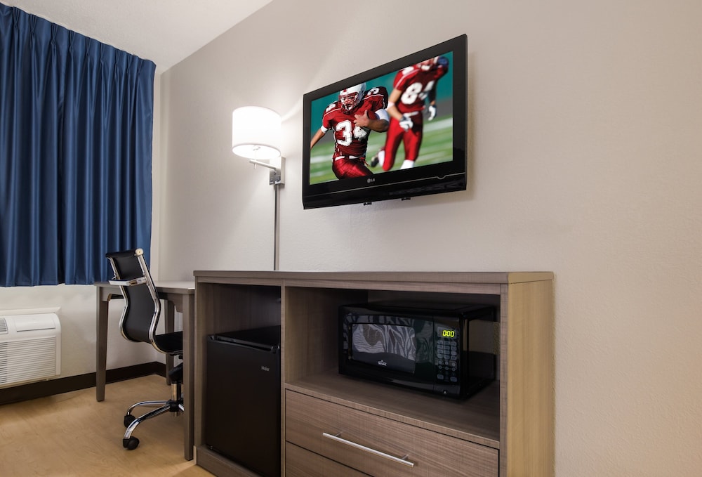 Red Roof Inn Lawrenceburg - photo 14