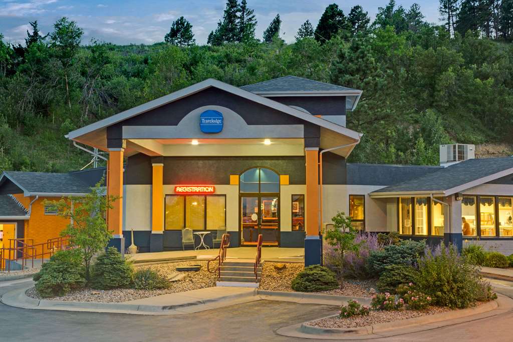Travelodge by Wyndham Rapid City - featured photo