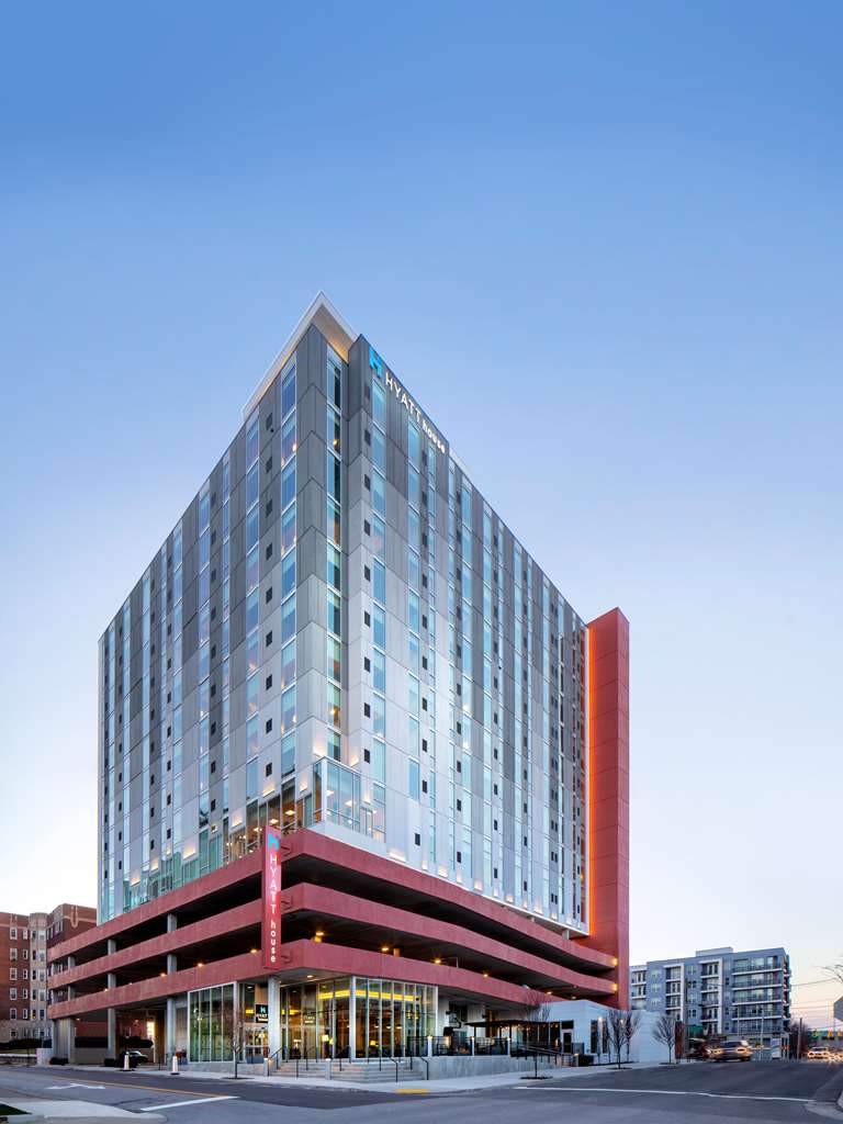 Hyatt House Nashville at Vanderbilt - photo 2