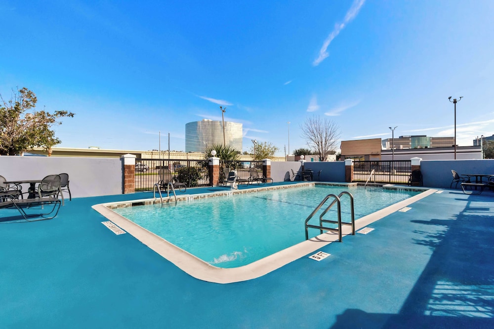 Sonesta Essential NW Houston - photo 21
