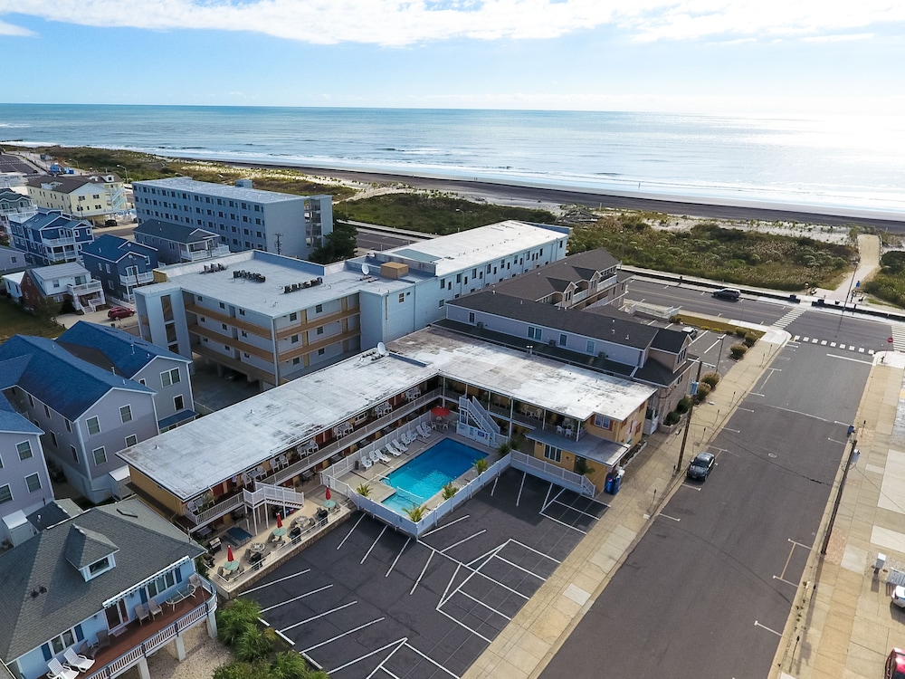 Harbor Mist Family Motel - photo 19