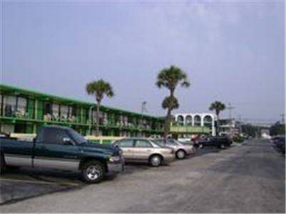 Sea Hawk Motel - last minute hotel in Myrtle Beach