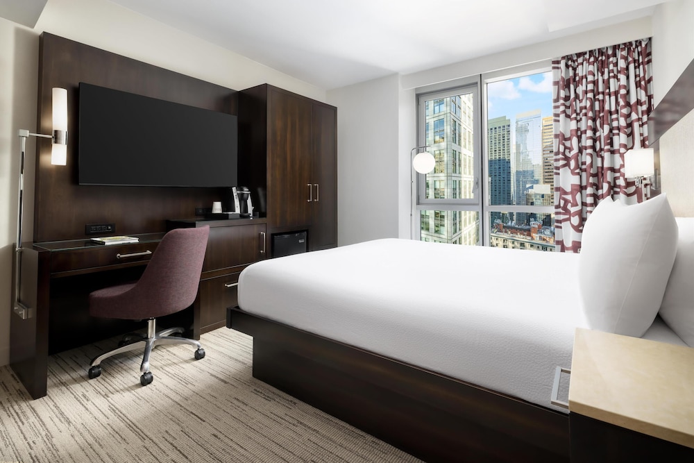 Hilton Garden Inn New York Times Square Central - photo 11