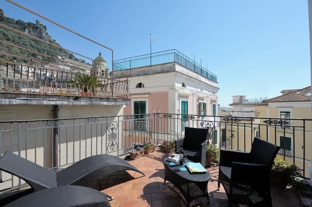 Residenza Del Duca — 4-Star Luxury Hotel in Amalfi, Italy