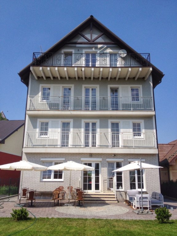 Yantarnyij Sezon Hotel in Zelenogradsk, Russia