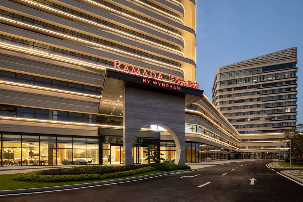Ramada By Wyndham Maoming Dianbai — hotel in Maoming