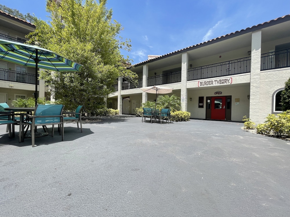 Red Roof Inn PLUS & Suites Tampa - photo 27