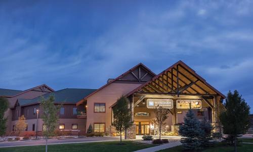 Beautiful Resort in Glacier Canyon 2BD Deluxe near Circus World in Baraboo, United States