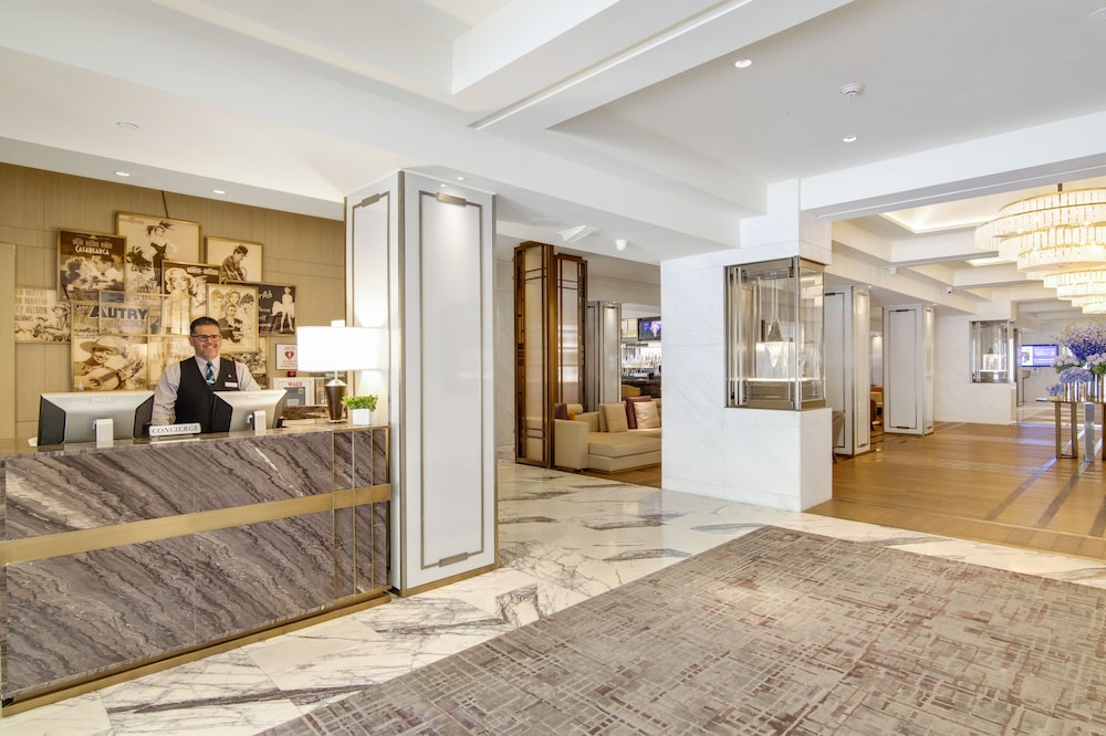 Sheraton Universal Hotel - photo 3