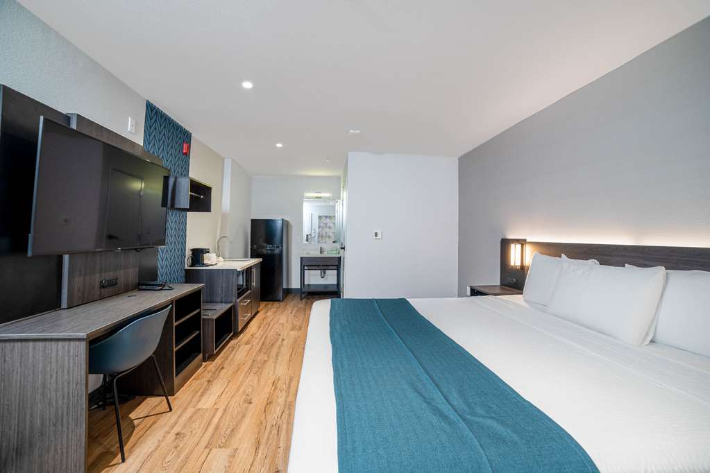 Studio6 Suites Stockton CA Waterfront - photo 25