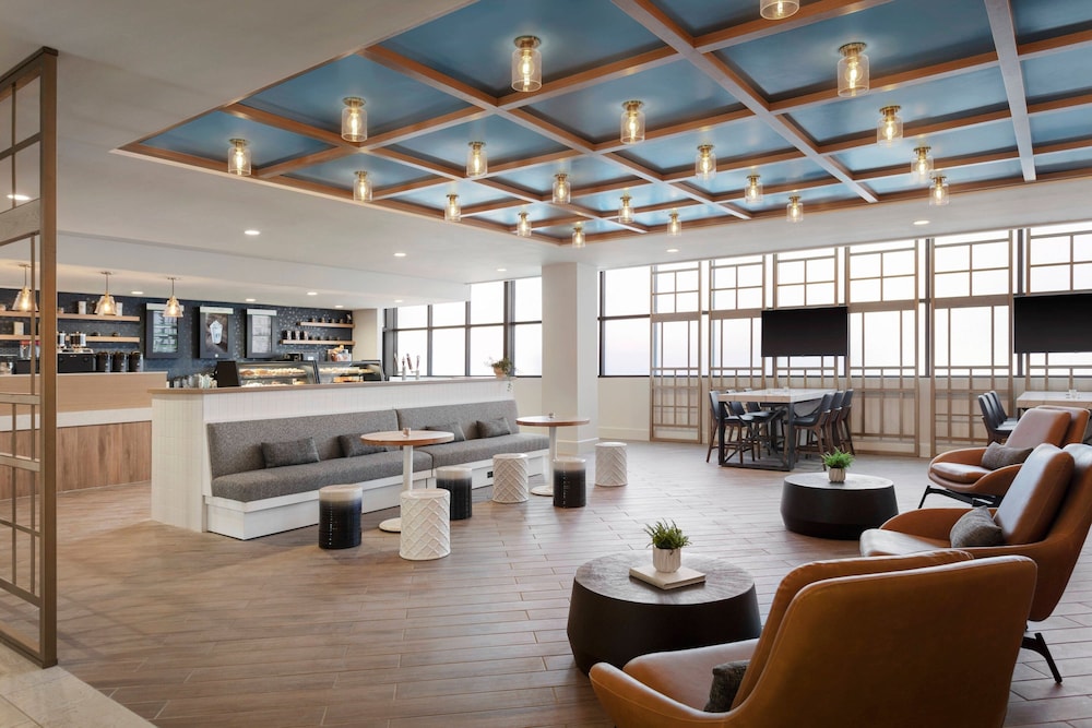 Delta Hotels by Marriott Virginia Beach Waterfront Suites - photo 32