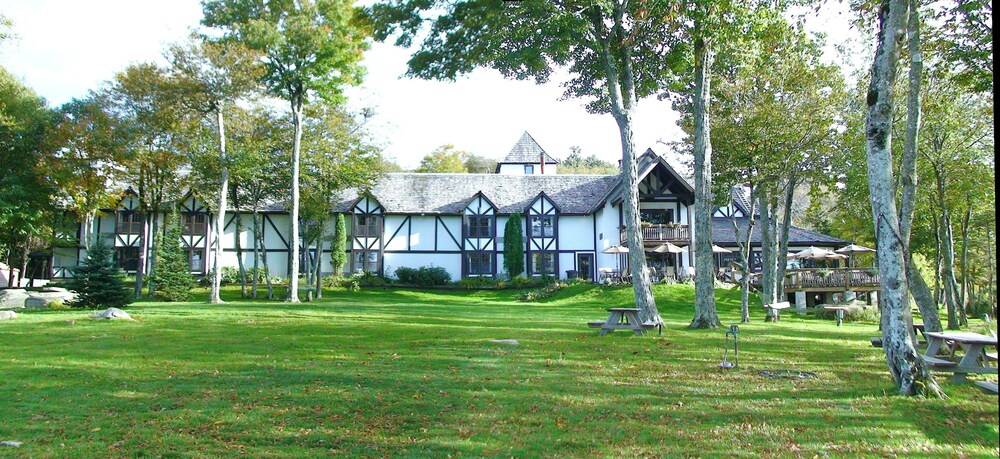 Beech Mountain Inns - photo 54