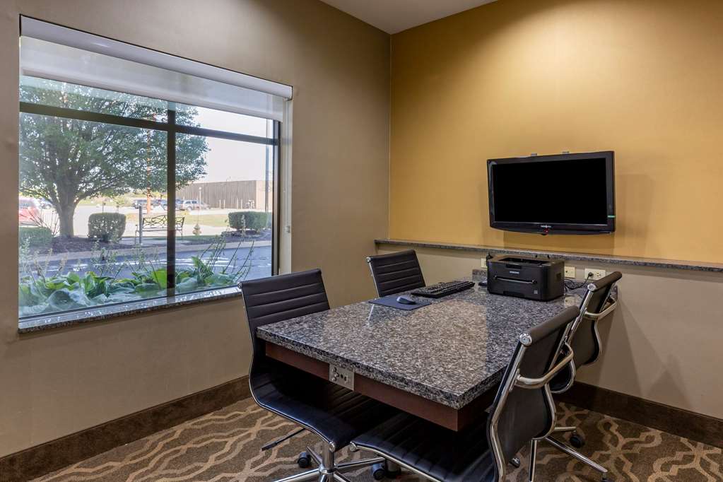 Comfort Suites Perrysburg Toledo South - photo 26