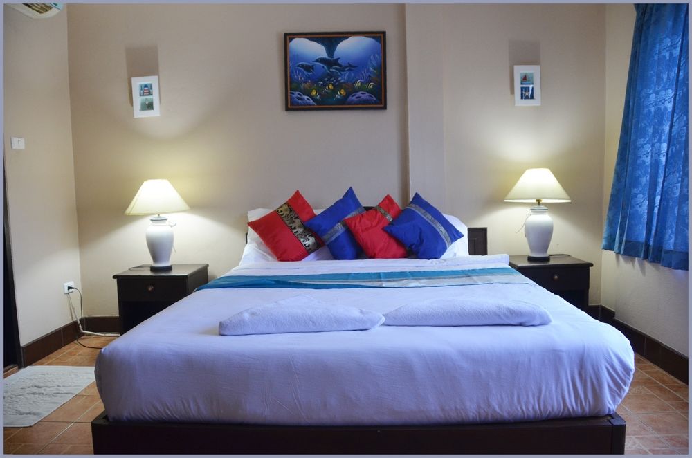 Gold Coast Inn - last minute hotel in Pattaya