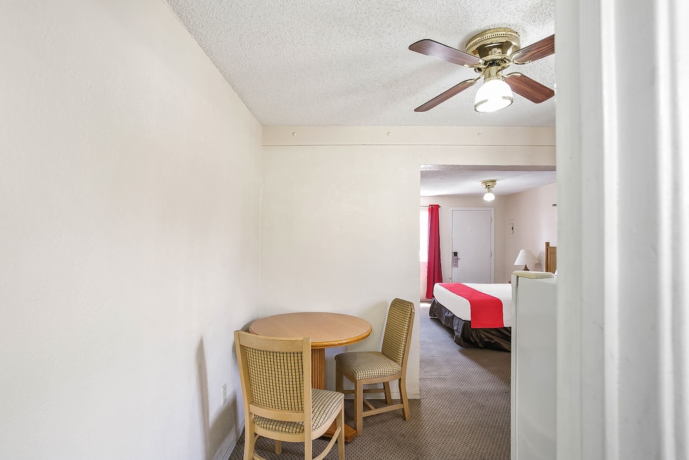 Oyo Hotel Yuma Az I 8 Us 95 - photo 8
