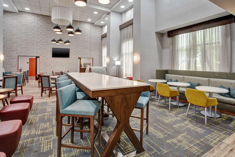 Hampton Inn & Suites Tampa East - photo 35