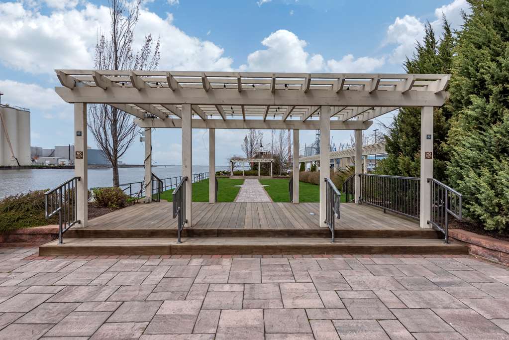 Best Western Plus Oswego Hotel and Conference Center - photo 14