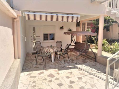 Holiday home in Slatine Insel Ciovo 6128 — 4-Star Luxury Hotel in Slatine, Croatia