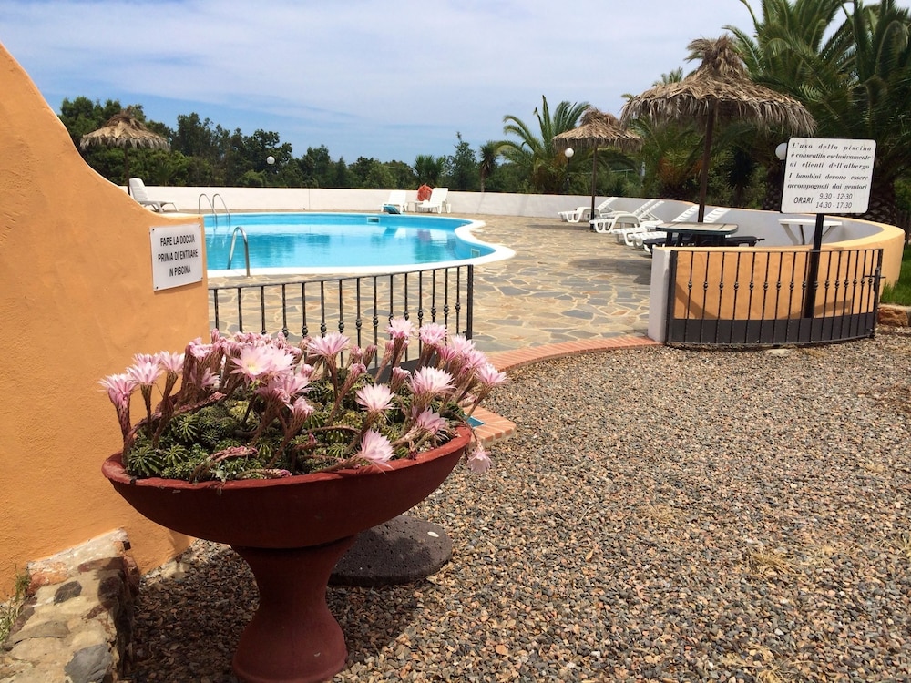 Il Castello — hotel in Villaputzu