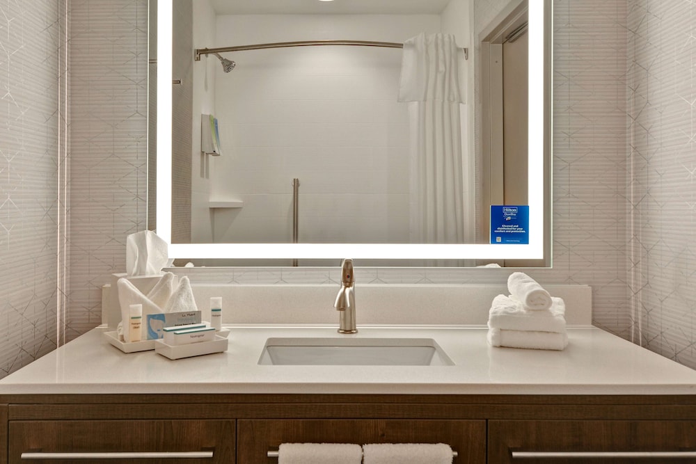 Home2 Suites by Hilton Savannah Midtown GA - photo 28