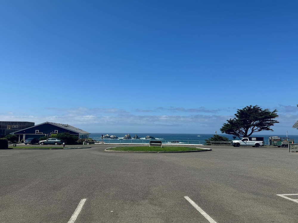 Sunset Oceanfront Lodging - photo 124