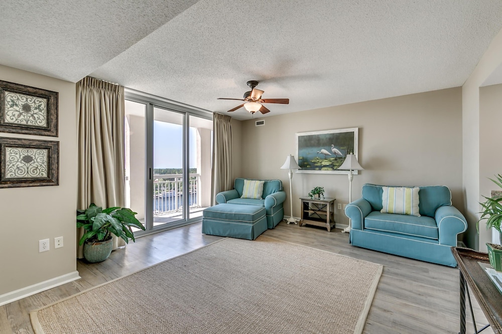 Barefoot Resort North Tower by Condo World - photo 25