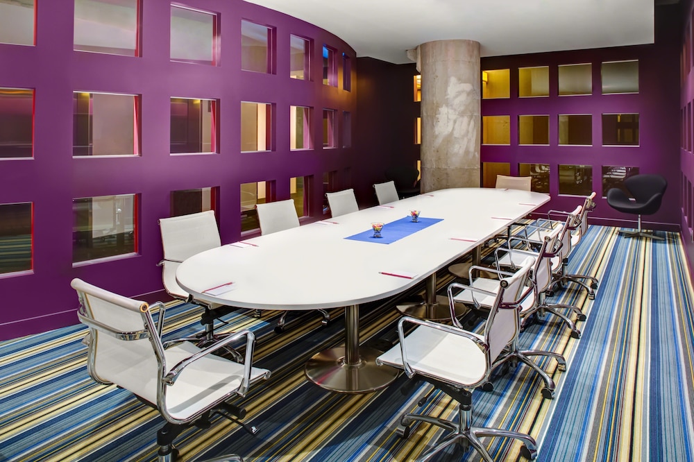 Aloft Dallas Downtown - photo 33