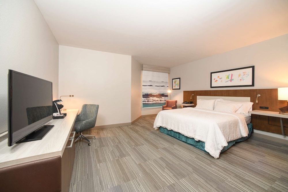 Hilton Garden Inn Cincinnati Midtown - photo 18