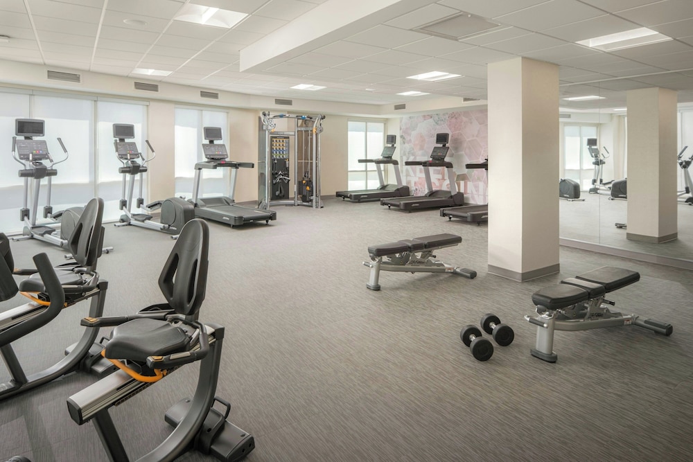 SpringHill Suites by Marriott Tampa Downtown - photo 32