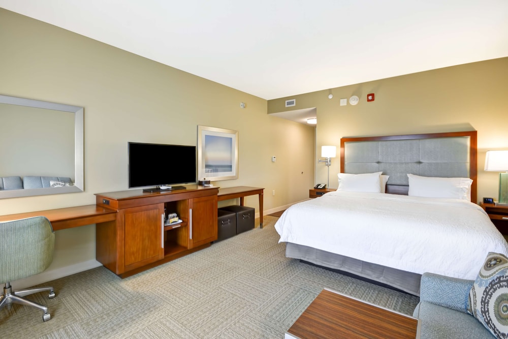 Hampton Inn & Suites Charleston Airport - photo 16