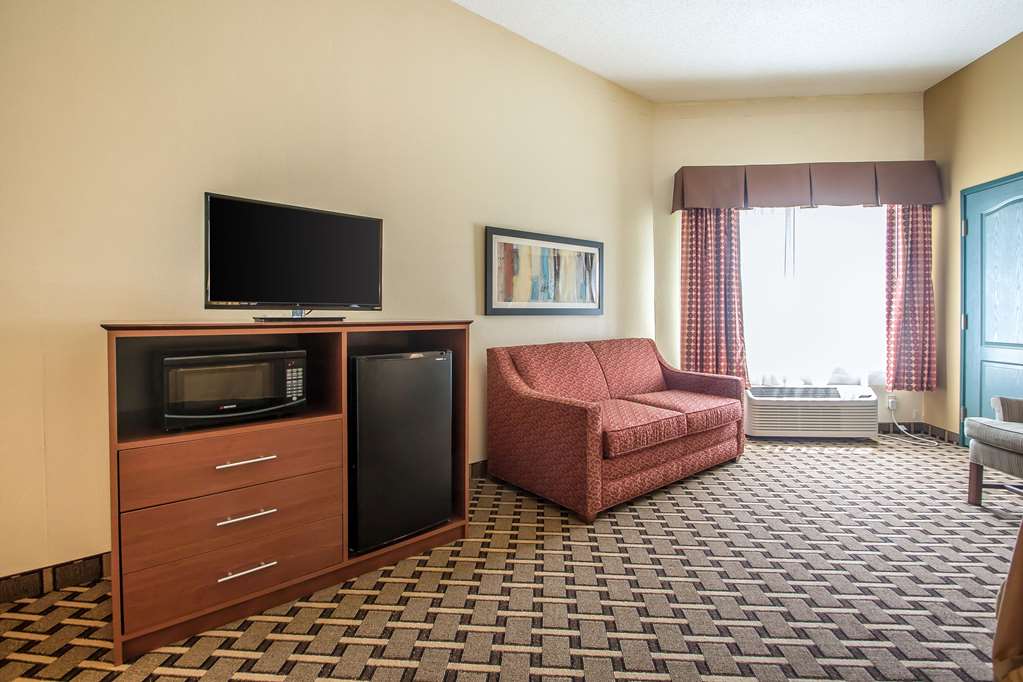 Quality Inn & Suites East Troy I 43 - photo 31