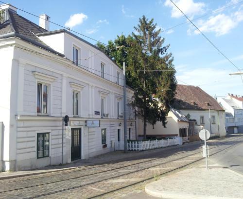 Pension Nussdorf — 5-Star Luxury Hotel in Vienna, Austria