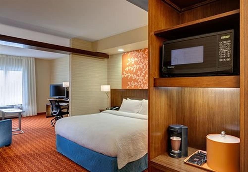 Fairfield Inn & Suites Fredericksburg - photo 9