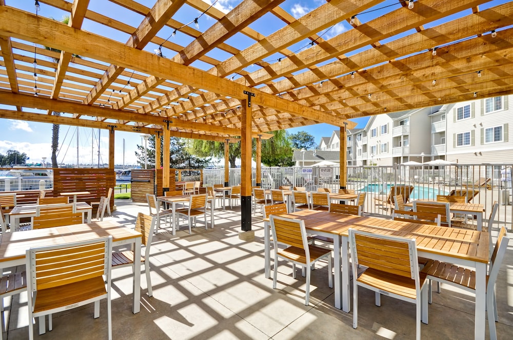 Homewood Suites by Hilton Oakland Waterfront - photo 55