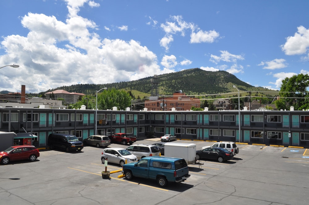 Budget Inn Express Downtown Helena - photo 22