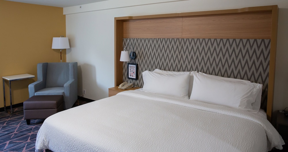 Holiday Inn Redding by IHG - photo 6