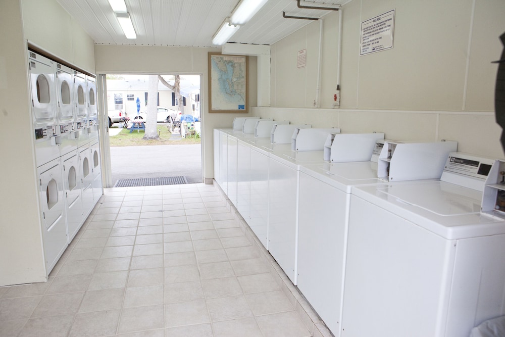 Groves RV Resort - photo 18