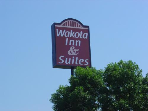 Wakota Inn and Suites - photo 18