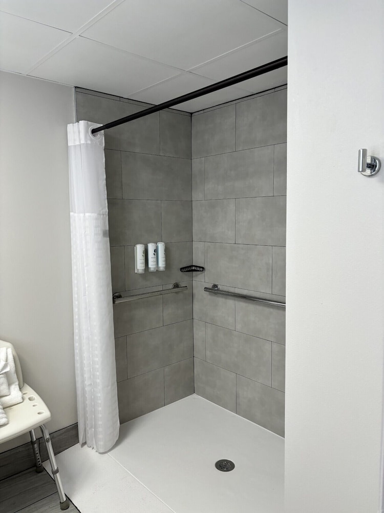 Country Inn & Suites by Radisson Shelby NC - photo 19