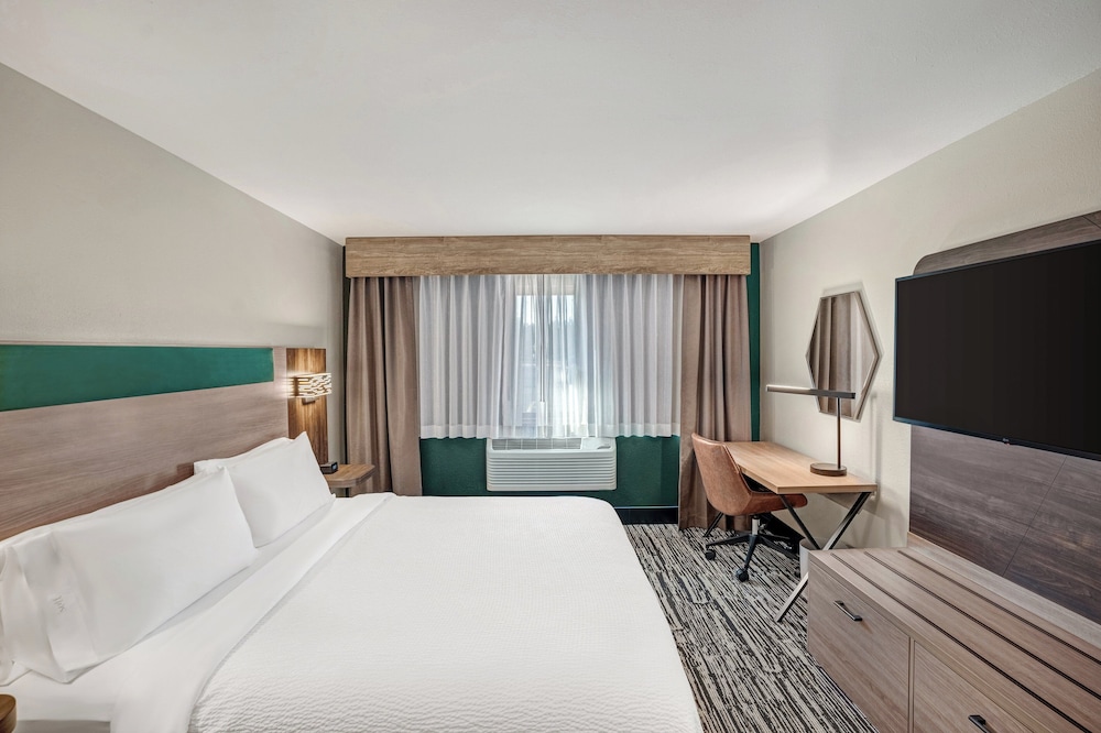 Holiday Inn Express & Suites Hayward by IHG - photo 9
