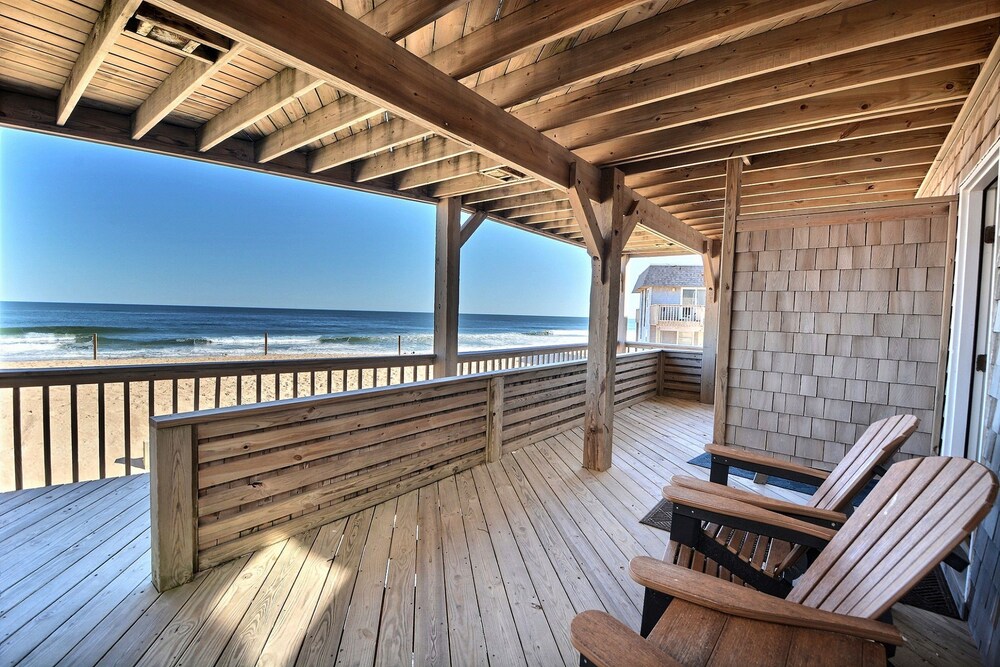 Lighthouse View Oceanfront Lodging — hotel in Buxton