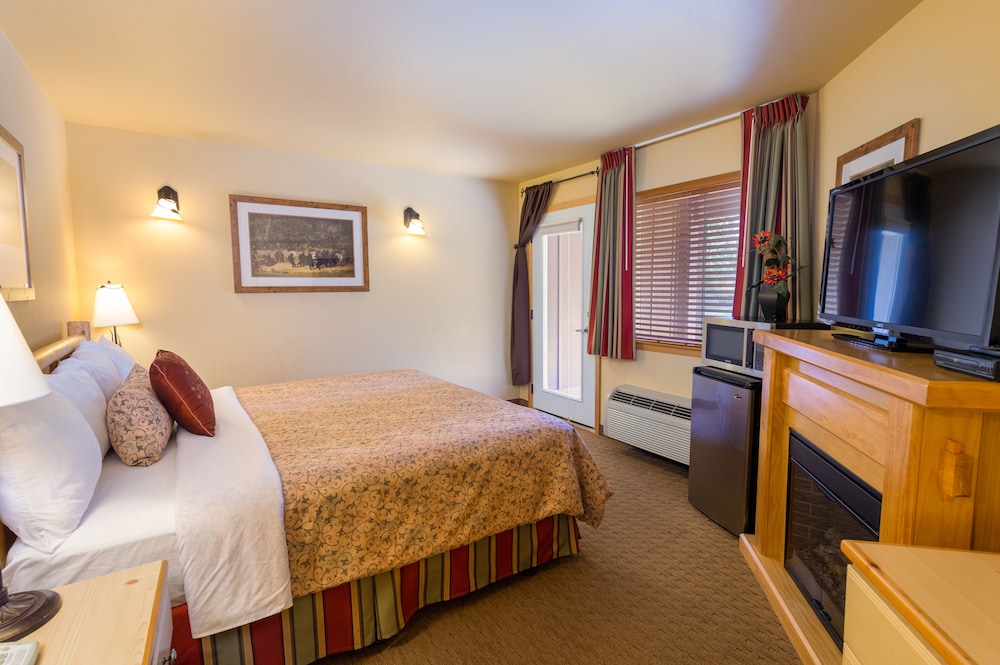 Icicle Village Resort - photo 5