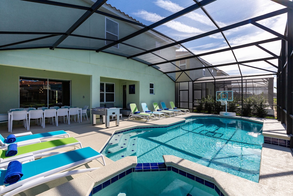 Solterra Resort Luxury 10 Bedroom Homes - photo 50