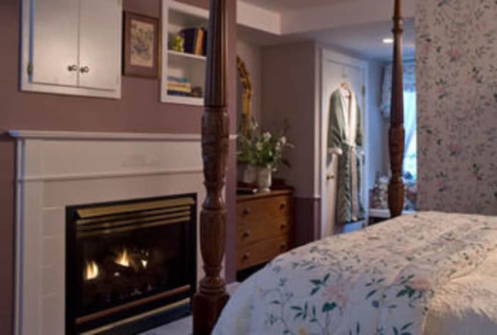 Deerhill Inn - photo 23