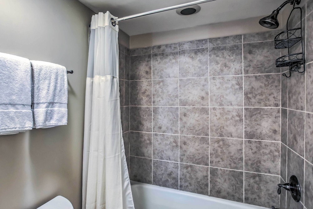 Myrtle Beach Vacation Rental w 2 Resort Pools - photo 16