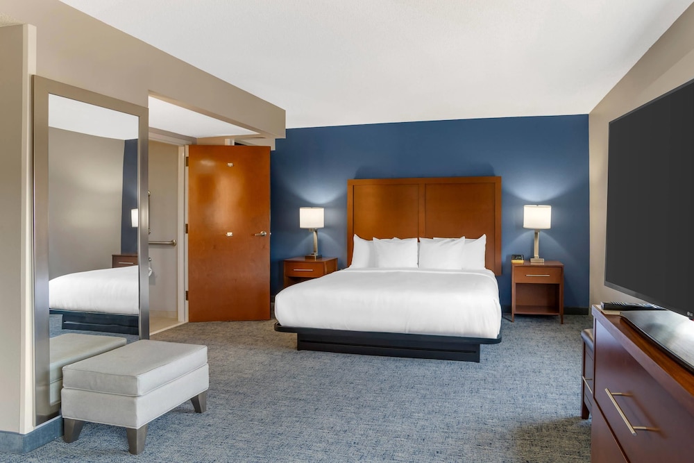 Comfort Suites near Birkdale Village Huntersville - photo 6