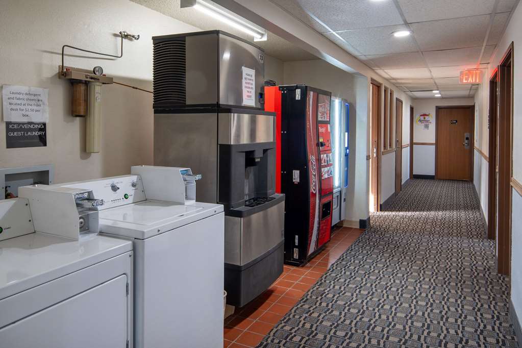 Super 8 by Wyndham Livingston Yellowstone - photo 43